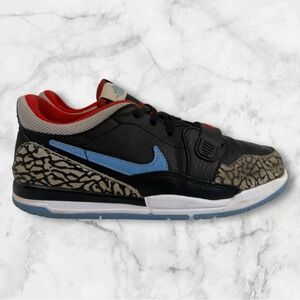 Kids Jordan Legacy 312 Low size 2.5Y
